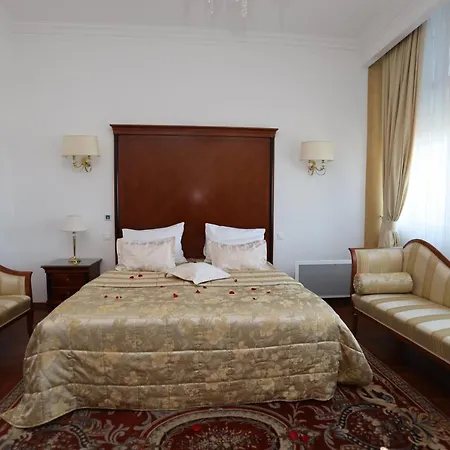 Aparthotel Integra *