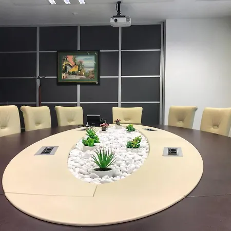 Apartahotel Integra *