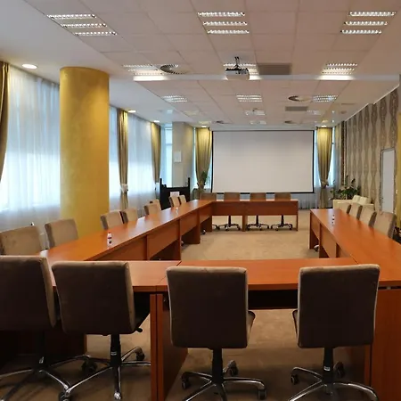 Integra Aparthotel