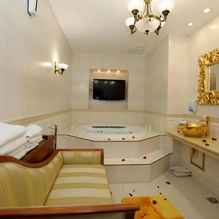 Integra Aparthotel