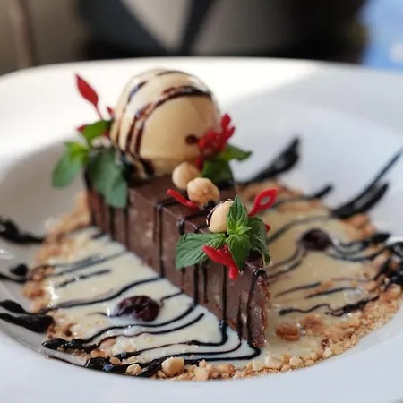 Integra Apartahotel *