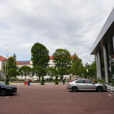 Integra Apartahotel *