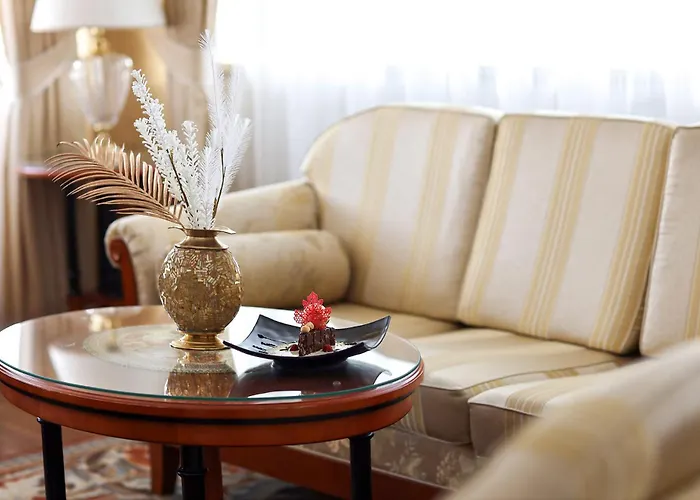 Aparthotel Integra *