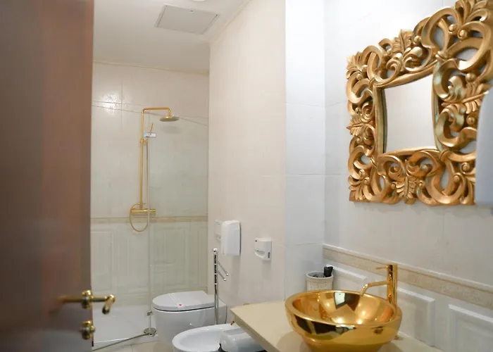 Integra Aparthotel *